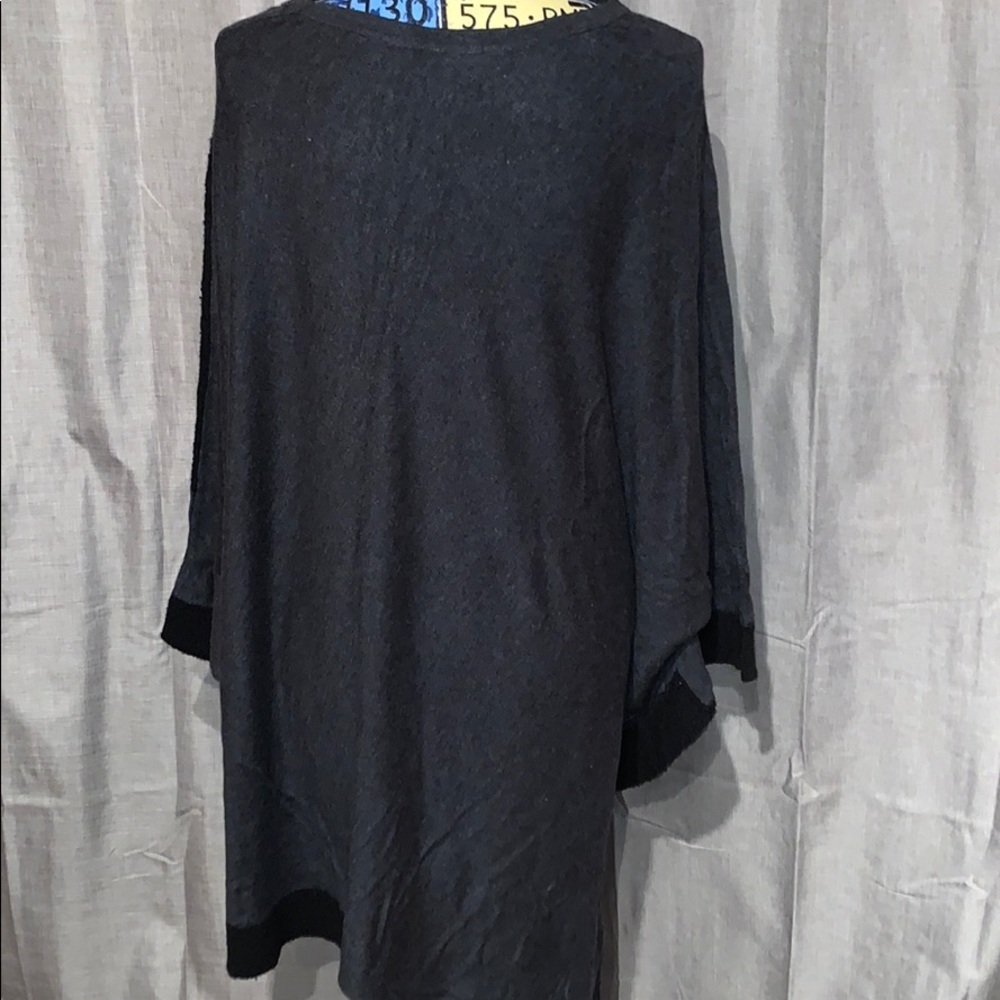 Simply Vera VeraWang asymmetrical poncho - Picture 6 of 8